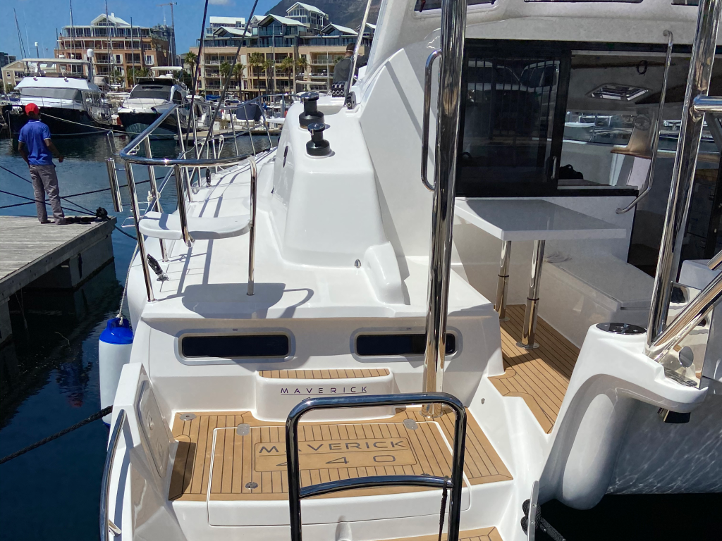 Maverick Yachts udstyret med Flexiteek