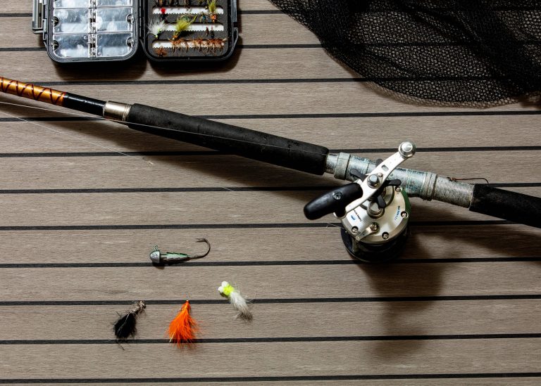 Vintage med sort kalfatring og fiskevalg 2 - Flexiteek International Ltd