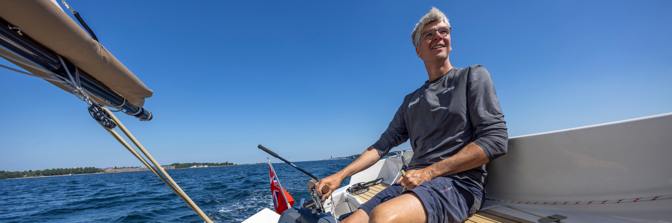 Swallow Yachts ausgestattet mit Flexiteek