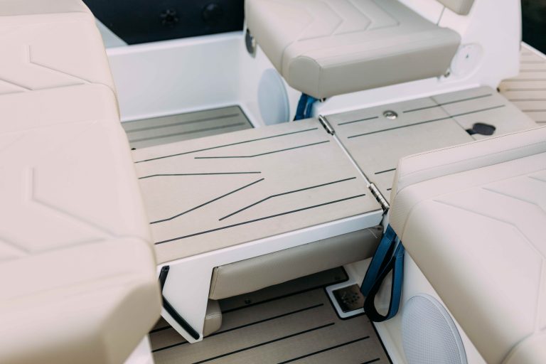 Evojet center - Weathered mit schwarzer Versiegelung - Williams Jet Tenders