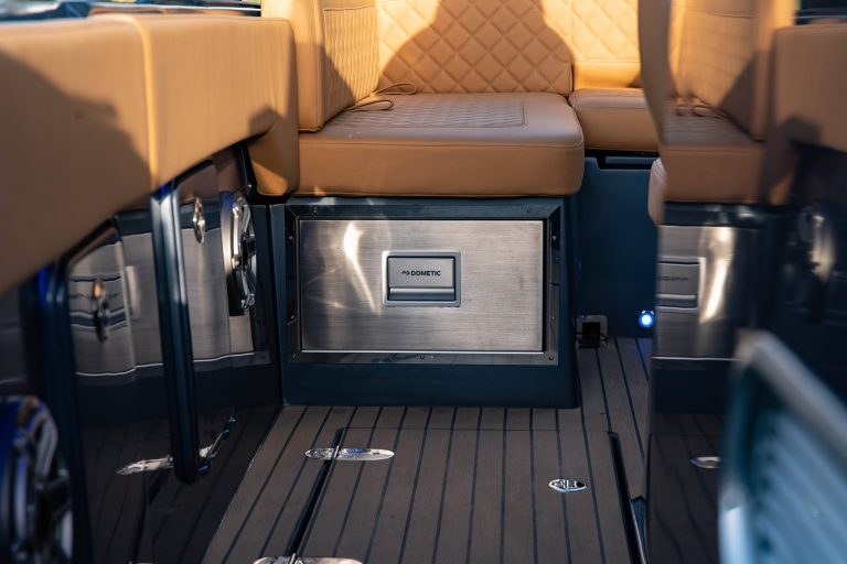 Iguana Sport - Teak mit schwarzer Versiegelung - Iguana