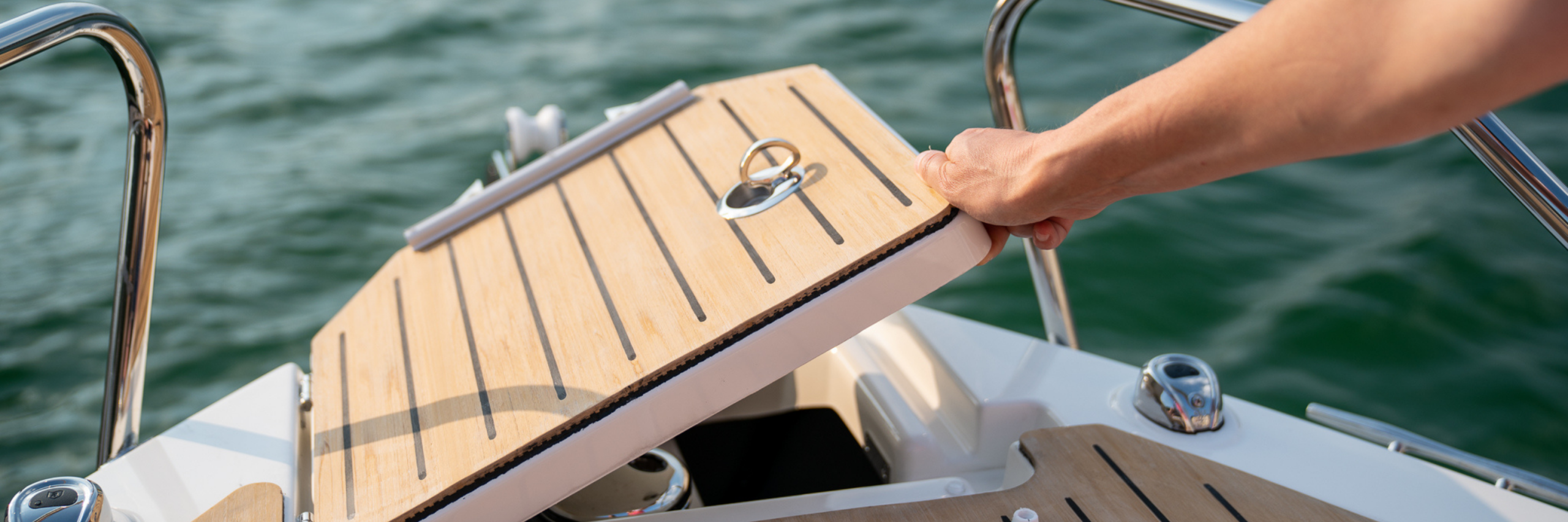 Brunswick fitted with Flexiteek