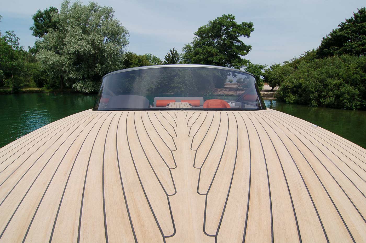 Flexiteek 2G - Gentlemen - Swept Deck