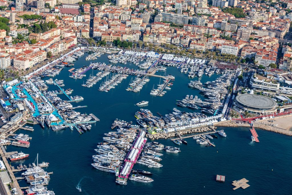 Cannes yachting festival marina