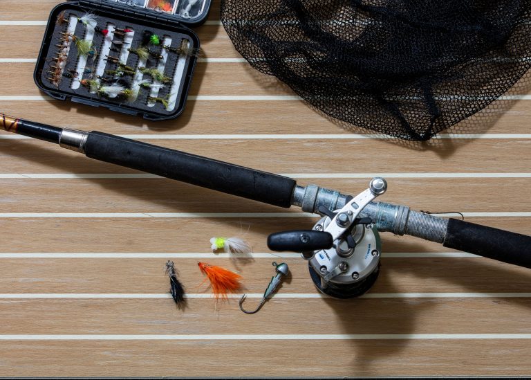 Scrubbed con calafateo blanco y elección de pesca 2 - Flexiteek International Ltd