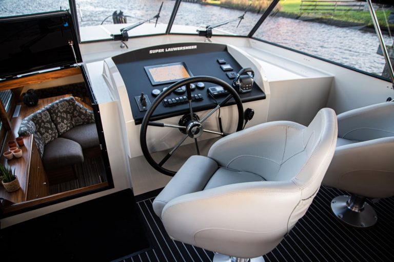 Super Lauwersmeer - Carbon con calafateado gris