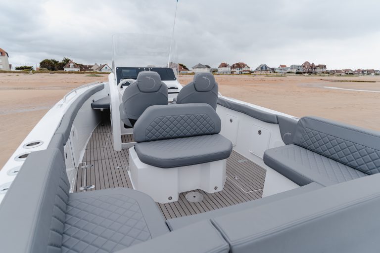 Bateau Iguana Sport - Weathered par le Weathered avec calfatage noir - Iguana