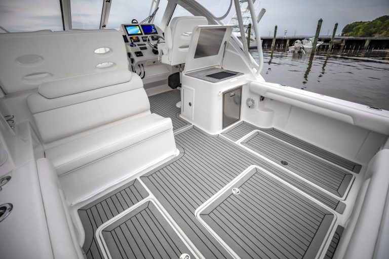 Albemarle - Grigio con calafataggio nero - Albemarle Boats