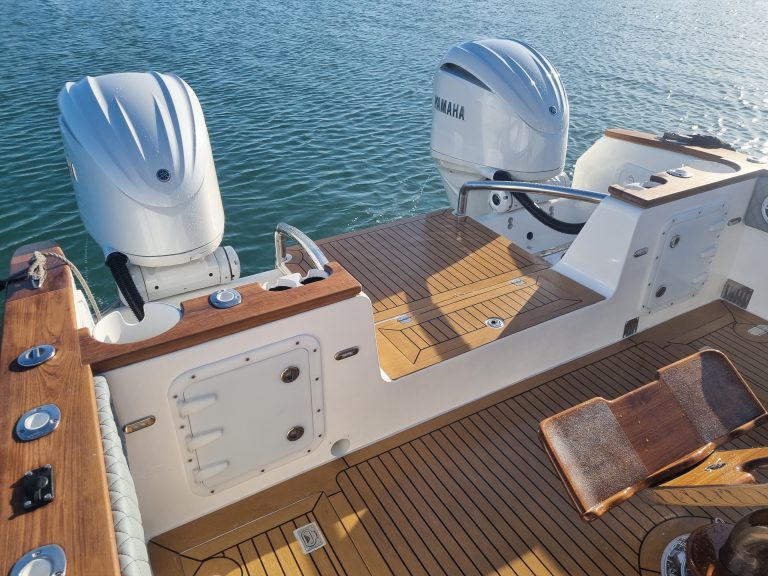 Butt Catt 970XL - Teak con calafataggio nero - Butt Catt