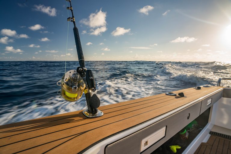 Båtkant - Teak med svart fuging - Dickey boats