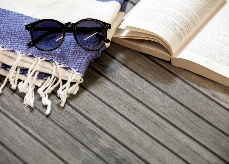 Charcoal met zwart kitwerk en ontspanning - Flexiteek International Ltd