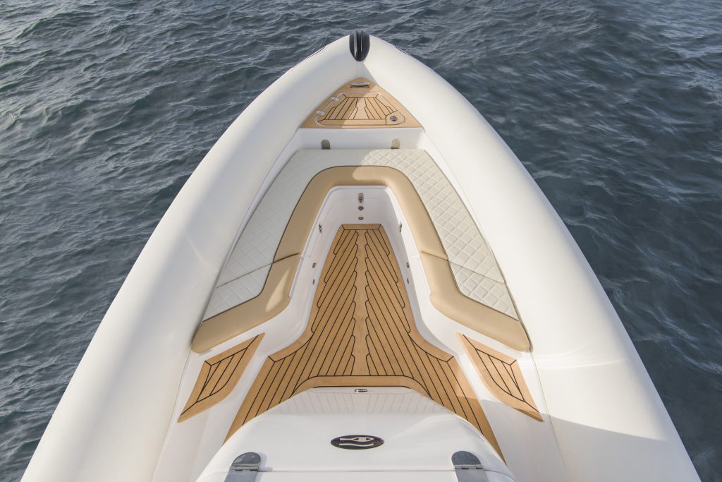 Ribeye Prime 821 - Teak met zwart breeuwwerk - Ribeye