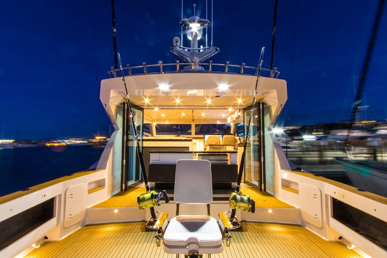 Sportvisser - Teak met zwart breeuwwerk - Dickey boats